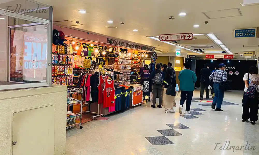 中野ブロードウェイ Nakano Broadway Second-hand Boutiques and Model Shops 東京 中野百老匯裡面的二手精品店與公仔玩具模型店