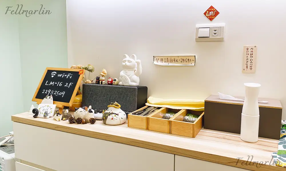 台中北區甜點 萊姆16手作甜點-Lime 16 Patisserie 二樓內用座位區 茶水自助