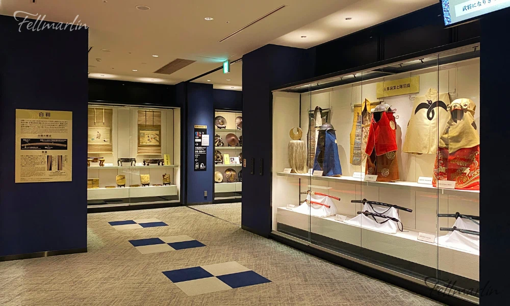名古屋 刀劍博物館 名古屋刀剣ワールド Samurai Museum Nagoya Touken World 2樓的陣羽織 藝術品 陣笠